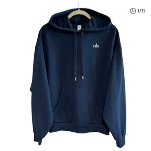 ALO Yoga Accodale Navy Blue Hoodie